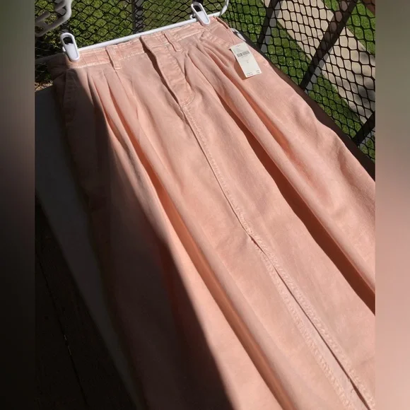 Pilcro Anthropologie Pleated Slouchy Trouser Pink Maxi Skirt Middle Slit Detail - Picture 7 of 17